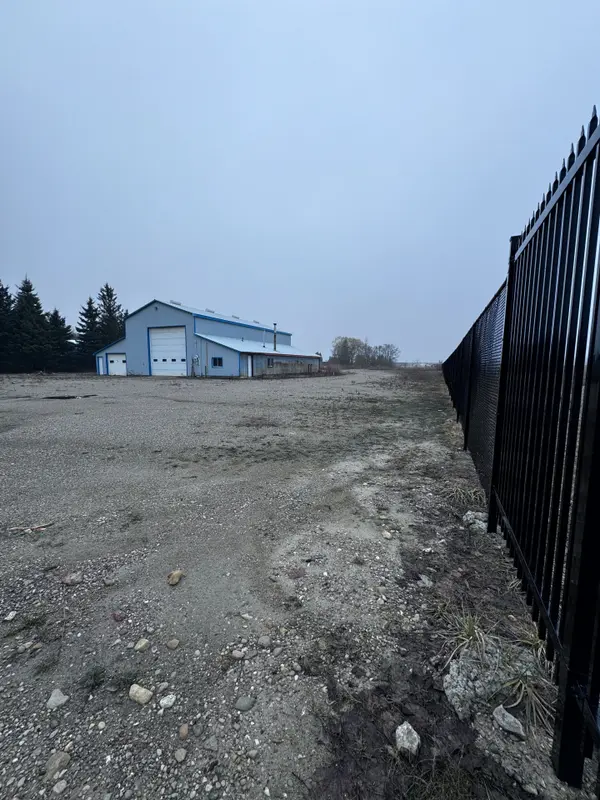 350 King ST, Minto, ON N0G 2P0