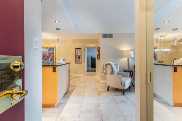 160 George ST #1401, Lower Town - Sandy Hill, ON K1N 9M2