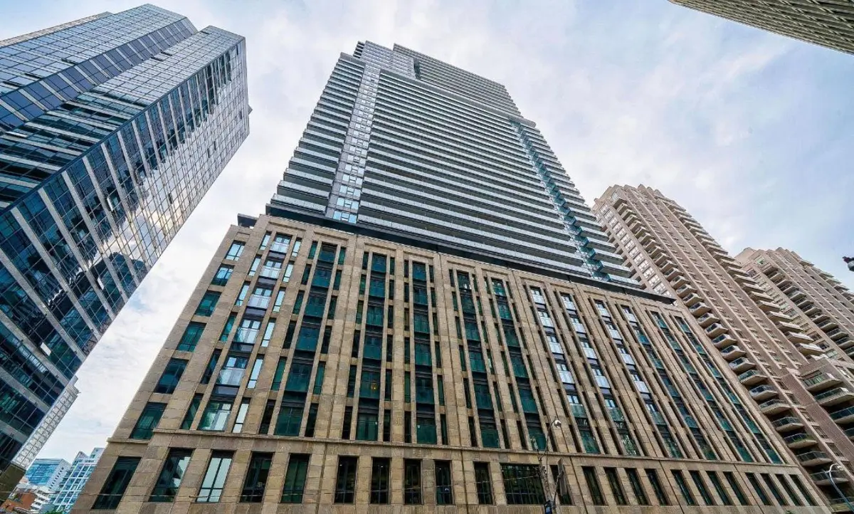 955 Bay ST #PH4106, Toronto C01, ON M5S 2A2