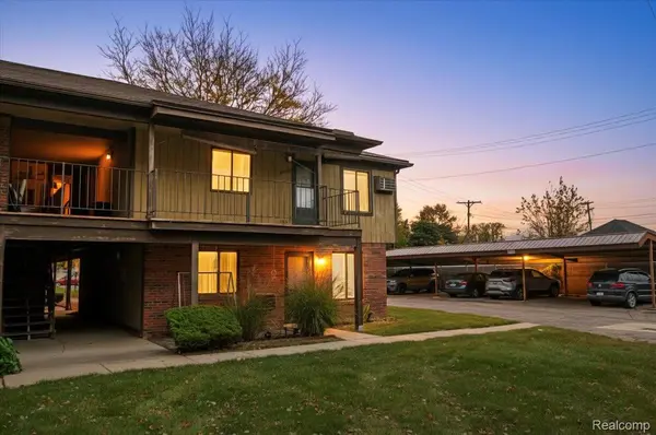 30442 Utica RD, Roseville, MI 48066