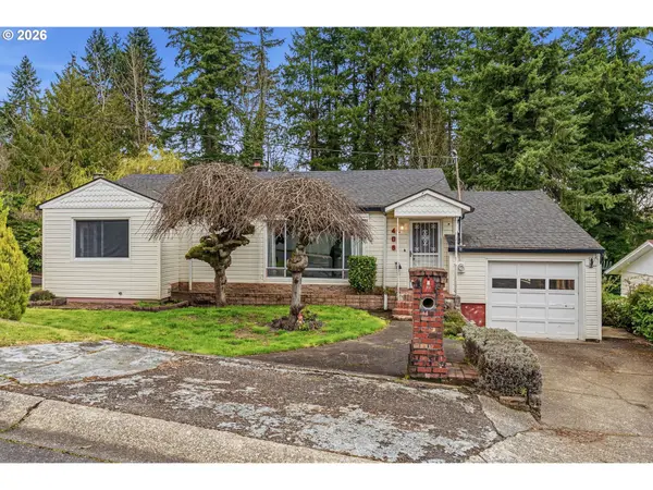 406 N 19TH AVE, Kelso, WA 98626