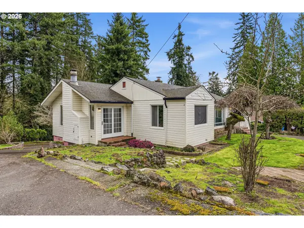 406 N 19TH AVE, Kelso, WA 98626