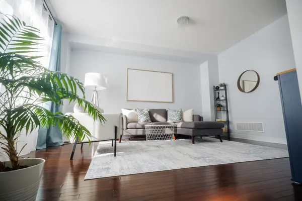 2555 Canadian ST, Pickering, ON L1X 0C7