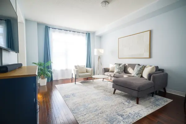 2555 Canadian ST, Pickering, ON L1X 0C7