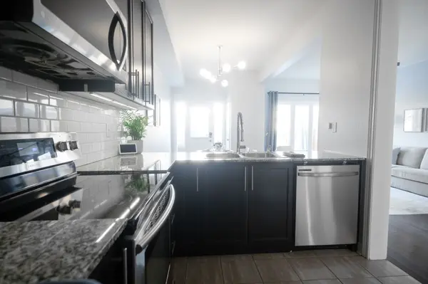 2555 Canadian ST, Pickering, ON L1X 0C7