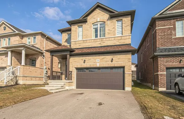 23 Holman CT, Whitby, ON L1P 1W9