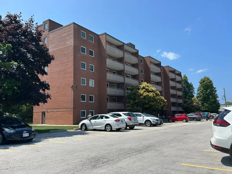 460 Ontario ST #202, Collingwood, ON L9Y 4E5