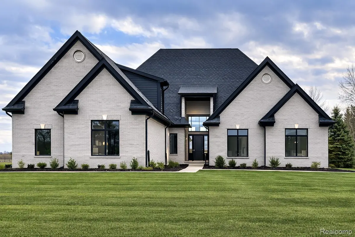 5873 SARATOGA DR, Metamora Township, MI 48371