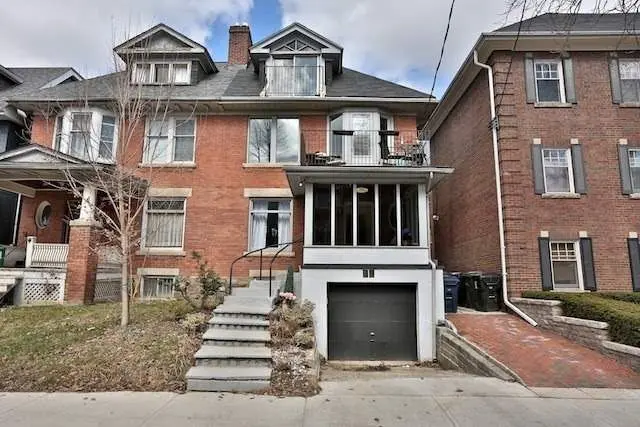 34 Macpherson AVE, Toronto C02, ON M5R 1W8
