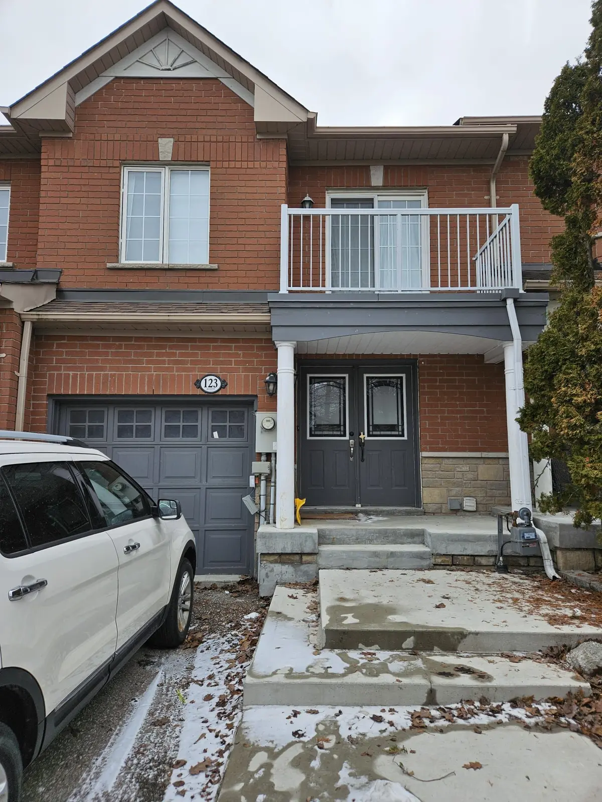 123 Checkerberry CRES, Brampton, ON L6R 2S8