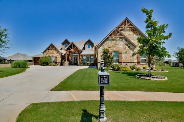 6112 Browning Court, Granbury, TX 76049