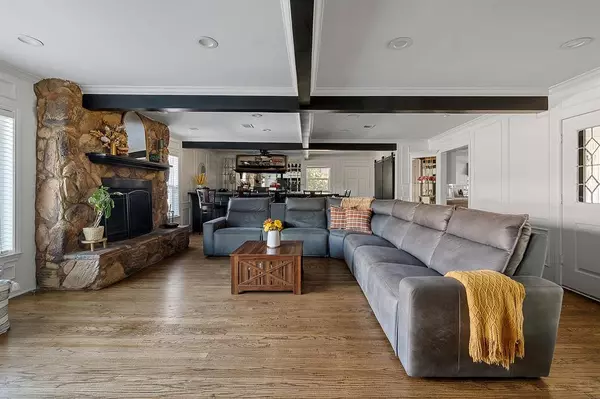 Dallas, TX 75218,9207 Angora Street