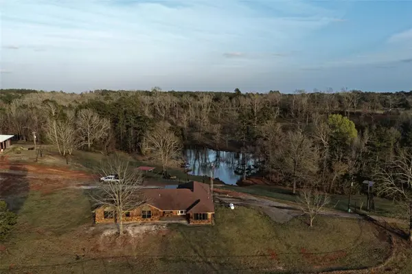 2265 County Road 1613, Jacksonville, TX 75766