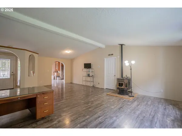 1371 HARLAN RD, Eddyville, OR 97343