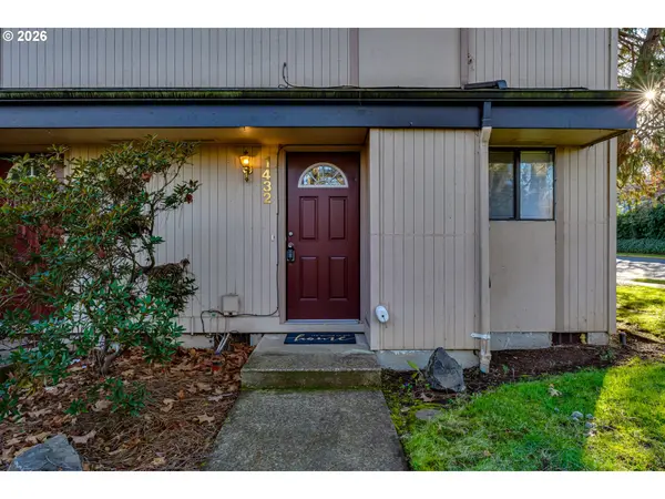 1432 FETTERS LOOP, Eugene, OR 97402