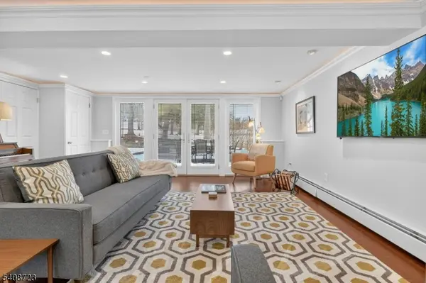 90 Birchwood Ter, Wayne Twp., NJ 07470