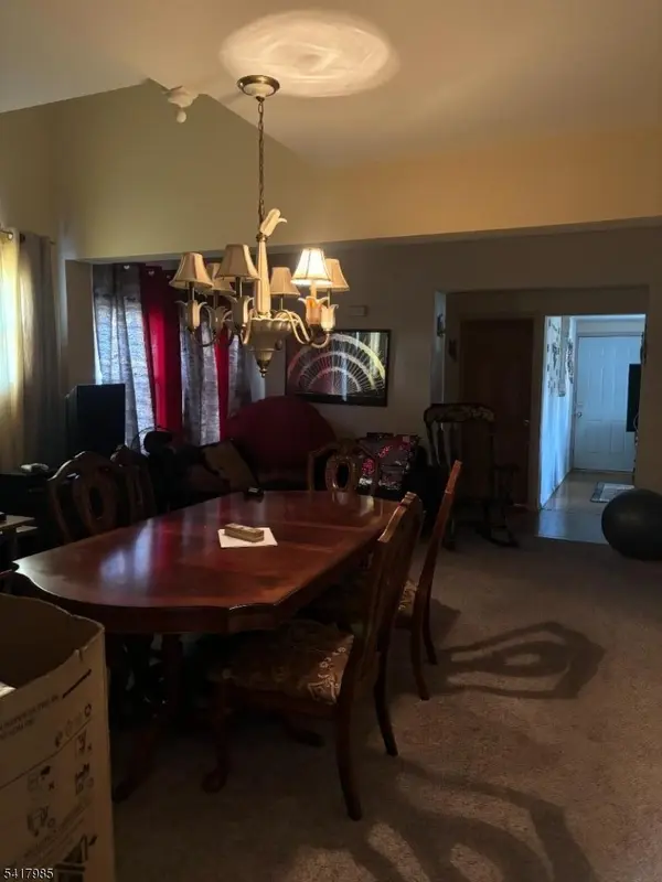 462-464 15Th Ave, Paterson City, NJ 07504