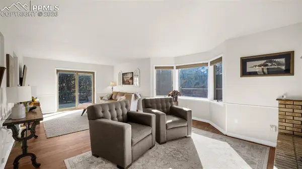 721 Sunnywood PL, Woodland Park, CO 80863