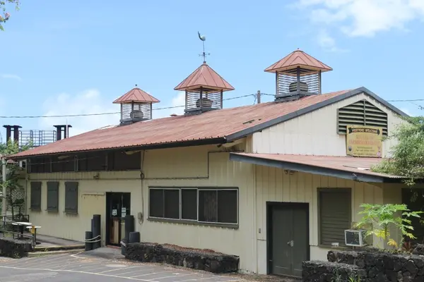 82-5810 NAPOOPOO RD, Captain Cook, HI 96704