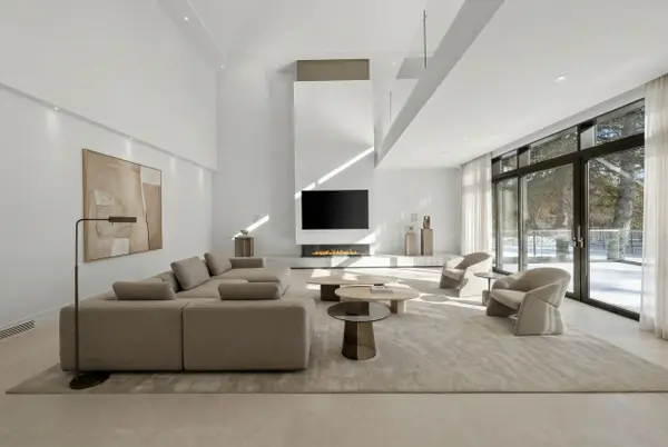 103 Old Colony RD, Toronto C12, ON M2L 2K3