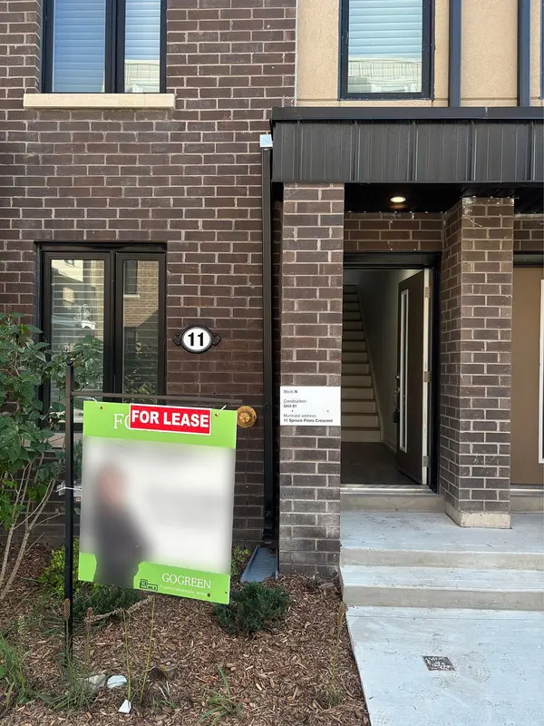 11 Spruce Pines CRES, Toronto C13, ON M4A 1C5