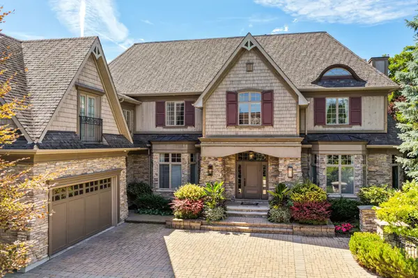 60 Parr PL, Vaughan, ON L4J 8L1