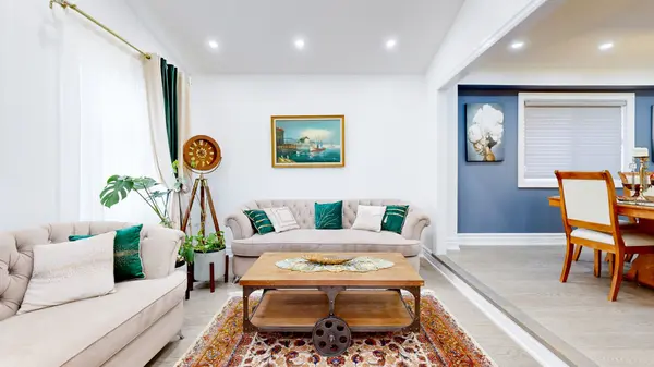 160 Carlyle CRES, Aurora, ON L4G 6P8