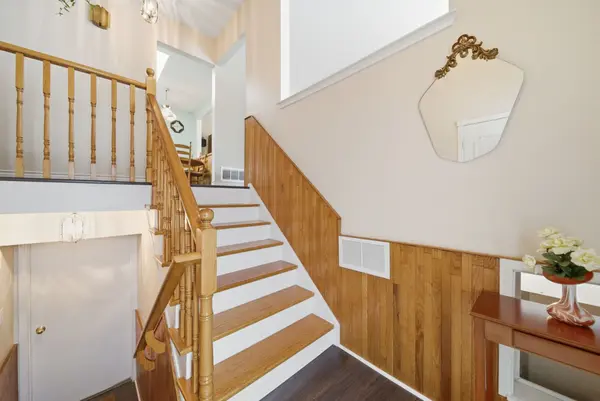 5 Austen LN, Barrie, ON L4N 4V5