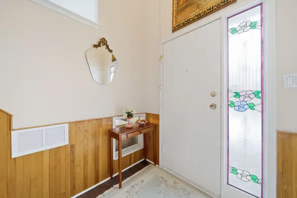 5 Austen LN, Barrie, ON L4N 4V5