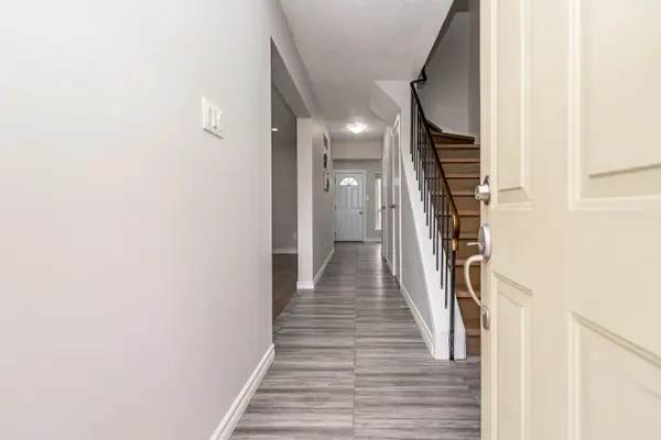 75 Mcmullen CRES #75, Brampton, ON L6S 3M2