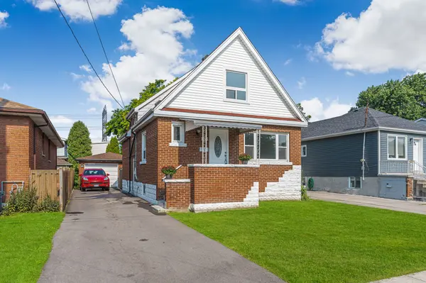 146 Craigroyston RD, Hamilton, ON L8K 3K1