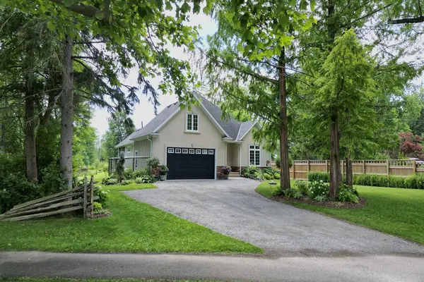 3089 Niagara River Pkwy, Fort Erie, ON L0S 1S0