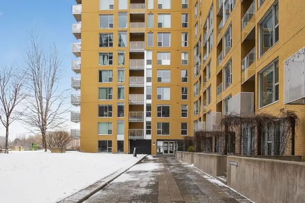 250 Lett ST #1007, West Centre Town, ON K1R 0A8