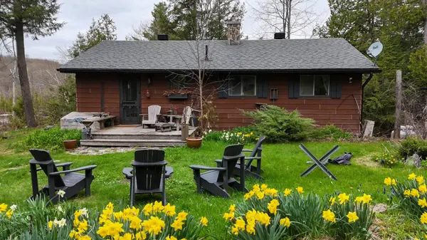 187 Corral Post LN, Wollaston, ON K0L 1P0