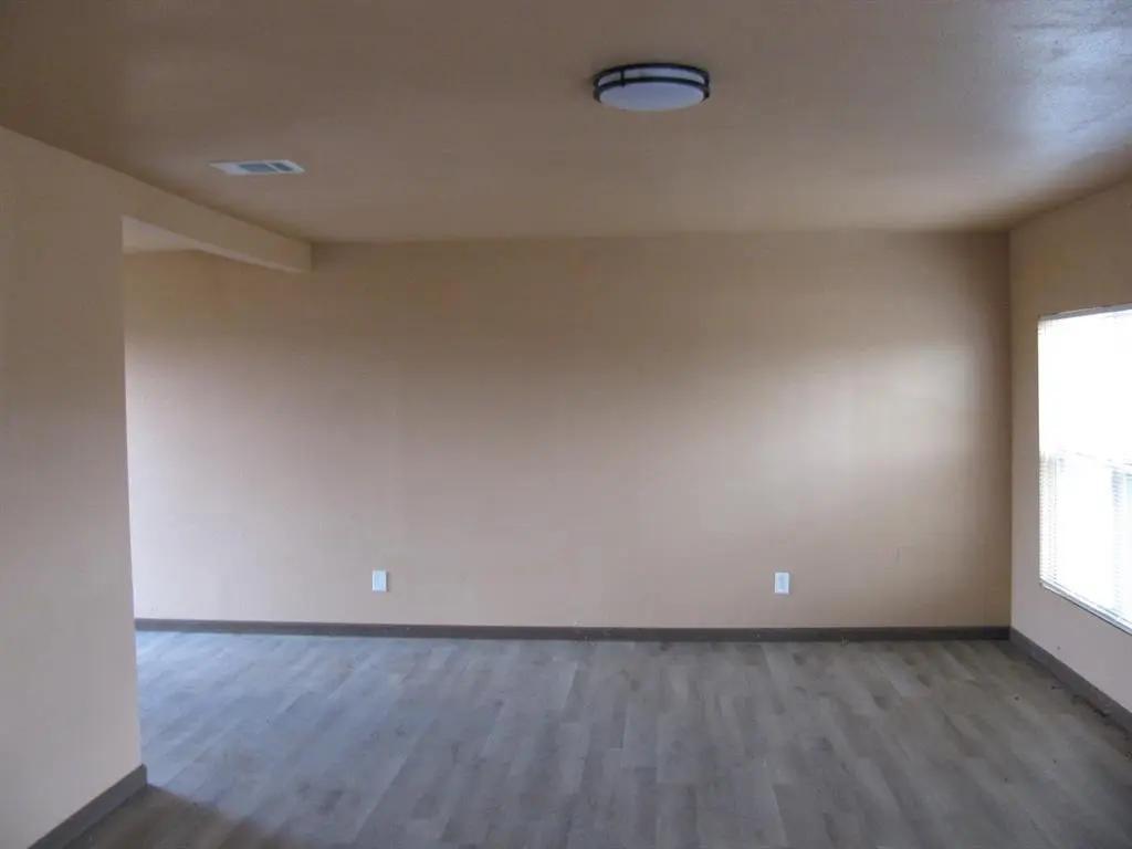 12600 W Hwy 82 Highway W #2, Savoy, TX 75479