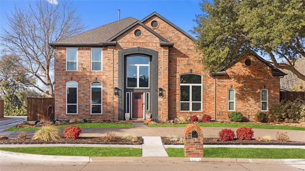 5811 Abingdon Drive, Richardson, TX 75082