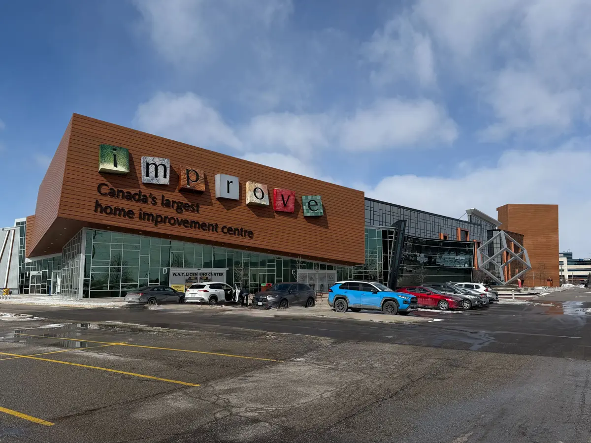 7250 Keele ST #251, Vaughan, ON L4K 1Z8