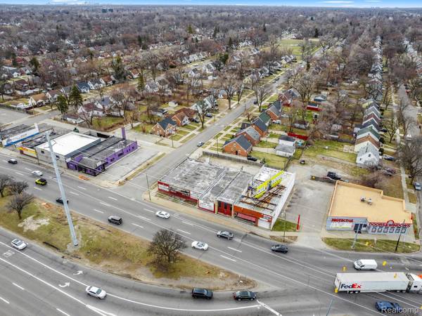 17521 W 8 Mile RD, Detroit, MI 48235