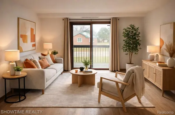 15356 Ashley CT, Macomb Township, MI 48044