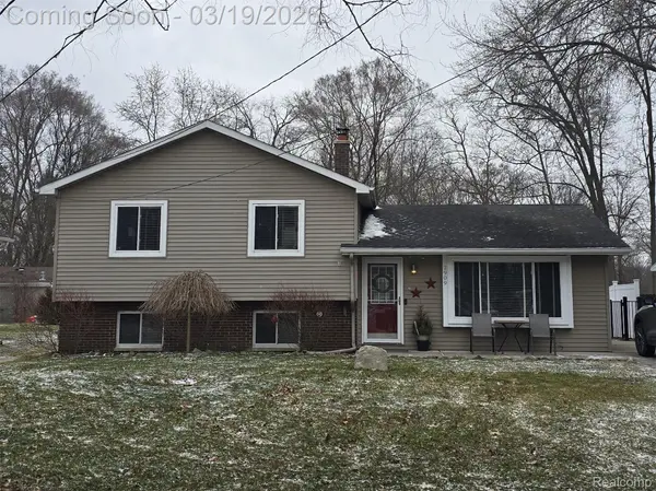 2909 Central BLVD, Highland Charter Township, MI 48380