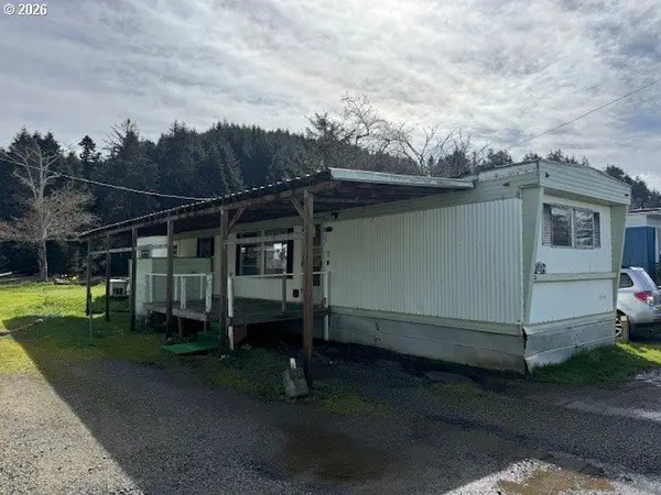 5142 SE Hwy101 #28, Lincoln City, OR 97367