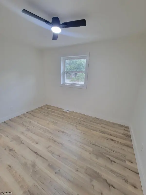 38 Roselawn Ave, Hopewell Twp., NJ 08302