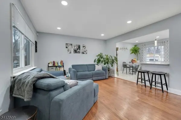 50 Henry St, Hasbrouck Heights Boro, NJ 07604