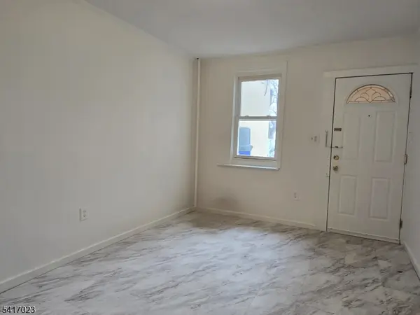 232 Stuyvesant Ave #Rear, Lyndhurst Twp., NJ 07071