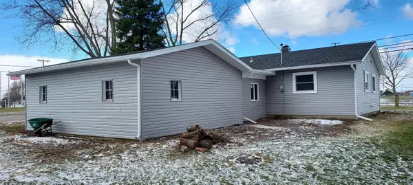 1169 Division ST, Adrian, MI 49221