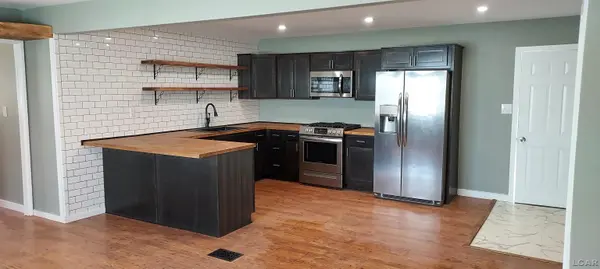 1169 Division ST, Adrian, MI 49221