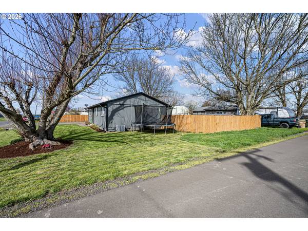 86 E 2ND ST, Halsey, OR 97348