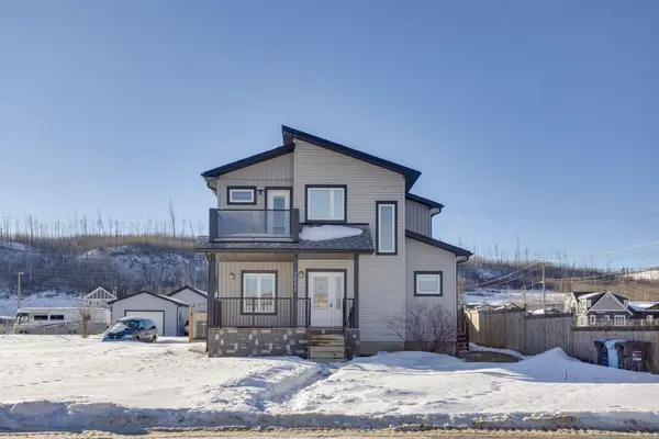 7211 Railway AVE,  Fort Mcmurray,  AB T9H 1B8