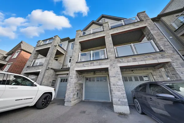 2613 Garrison XING, Pickering, ON L1X 0E5