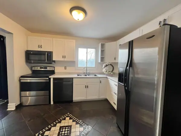 516 Alder CT, Pickering, ON L1V 4T1